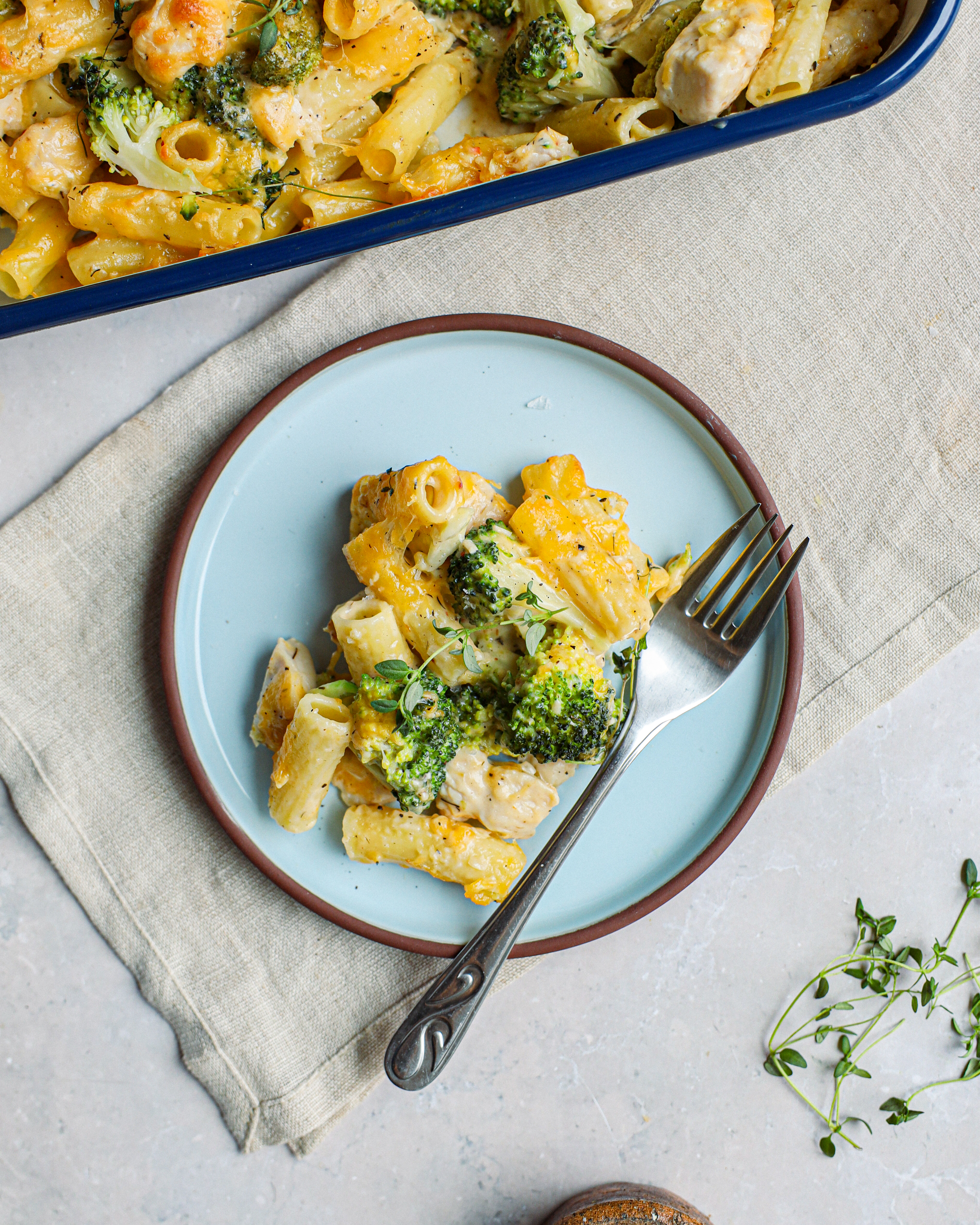 Nudelauflauf mit Hähnchen und Brokkoli