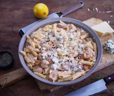 Buffalo Chicken Macaroni Cheese