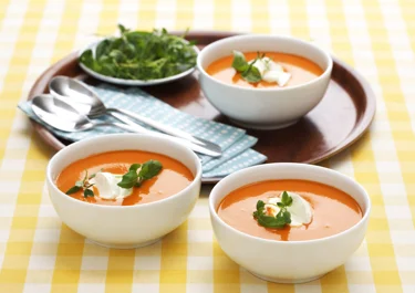 Gazpacho med svalkande topping