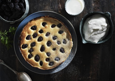 Brombærmazarintærte med marcipan