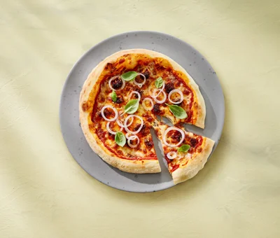 Nduja pizza with Castello® cubed mozzarella