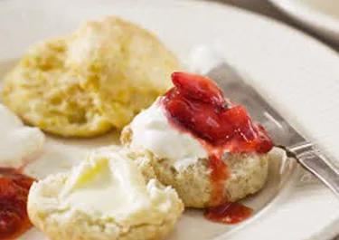 Kefir Scones met jam