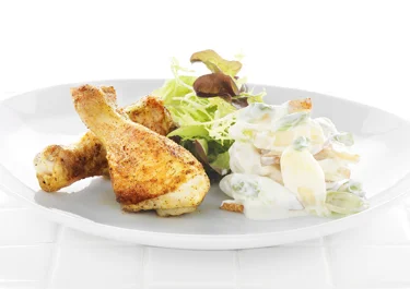 Grillade kycklingben med potatissallad