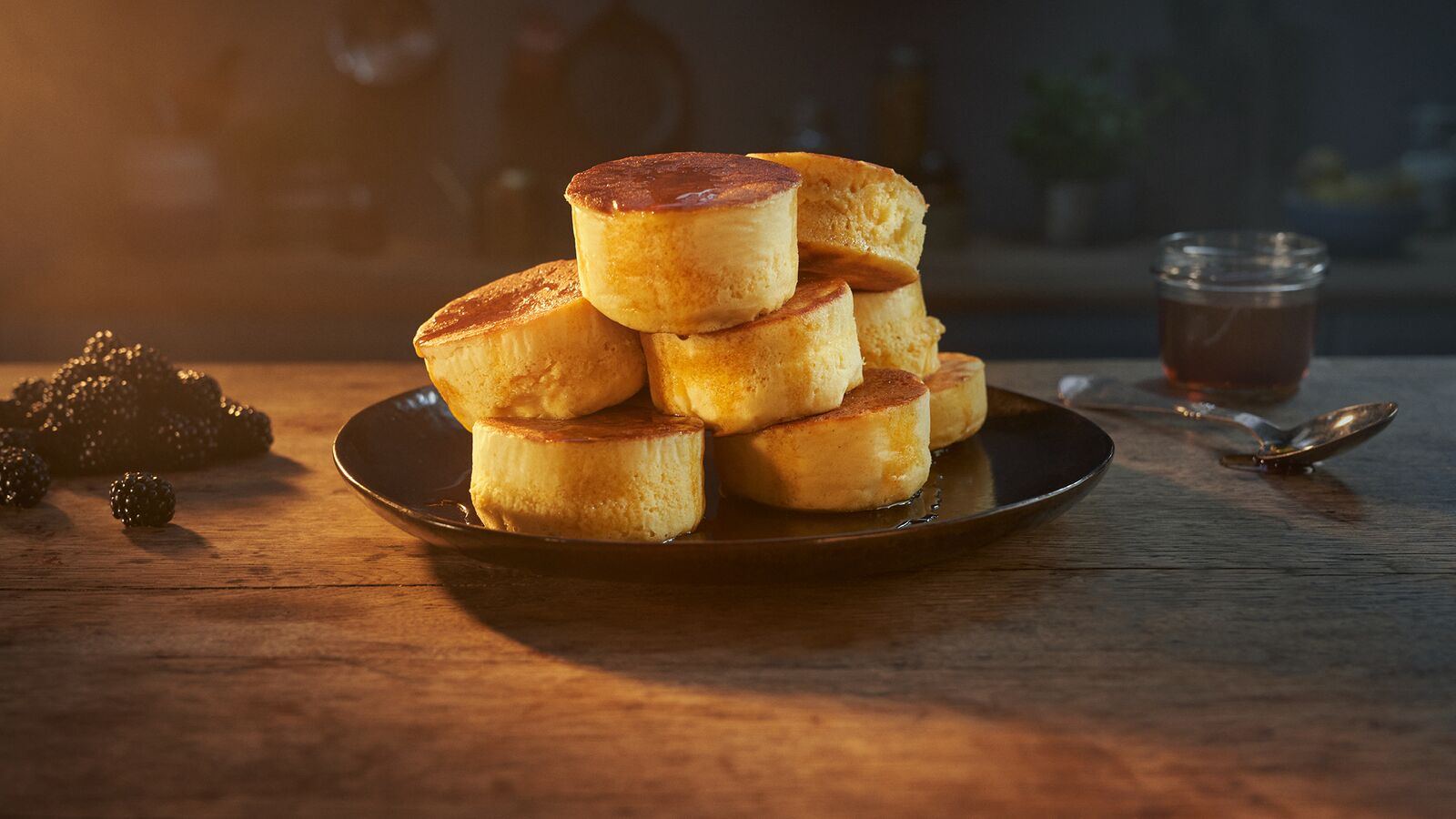 Fluffy Japanese Pancakes | Lurpak®