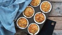 Ruokaisat juusto-salamimuffinssit