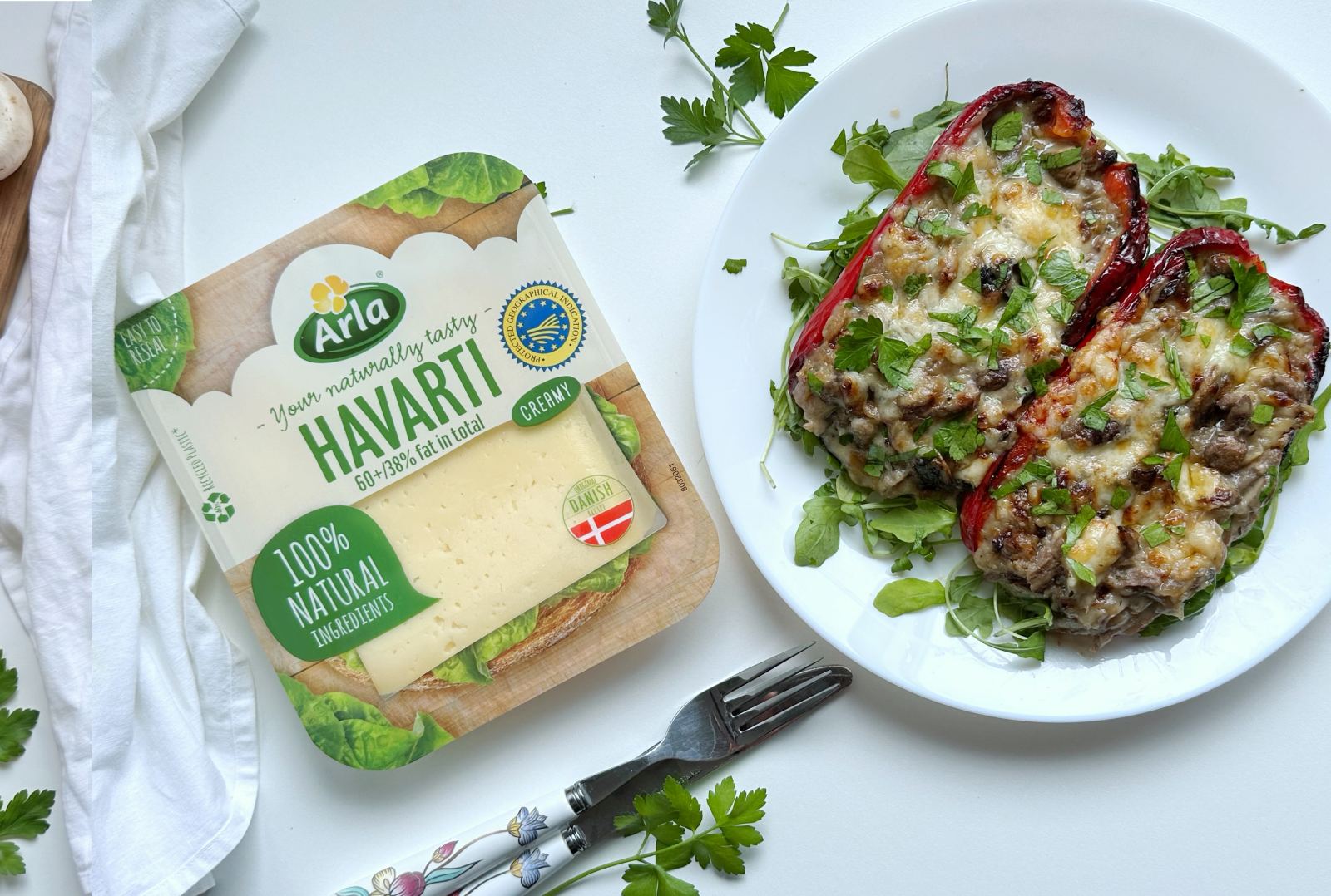Pimientos rellenos con bechamel de queso Arla Havarti