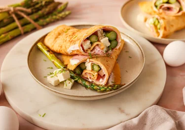 Pancakes with asparagus