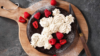 Kladdkaka med svarta bönor och flingsalt