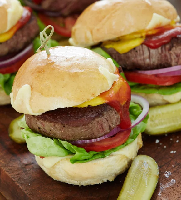 Doppelter Cheesesteakburger