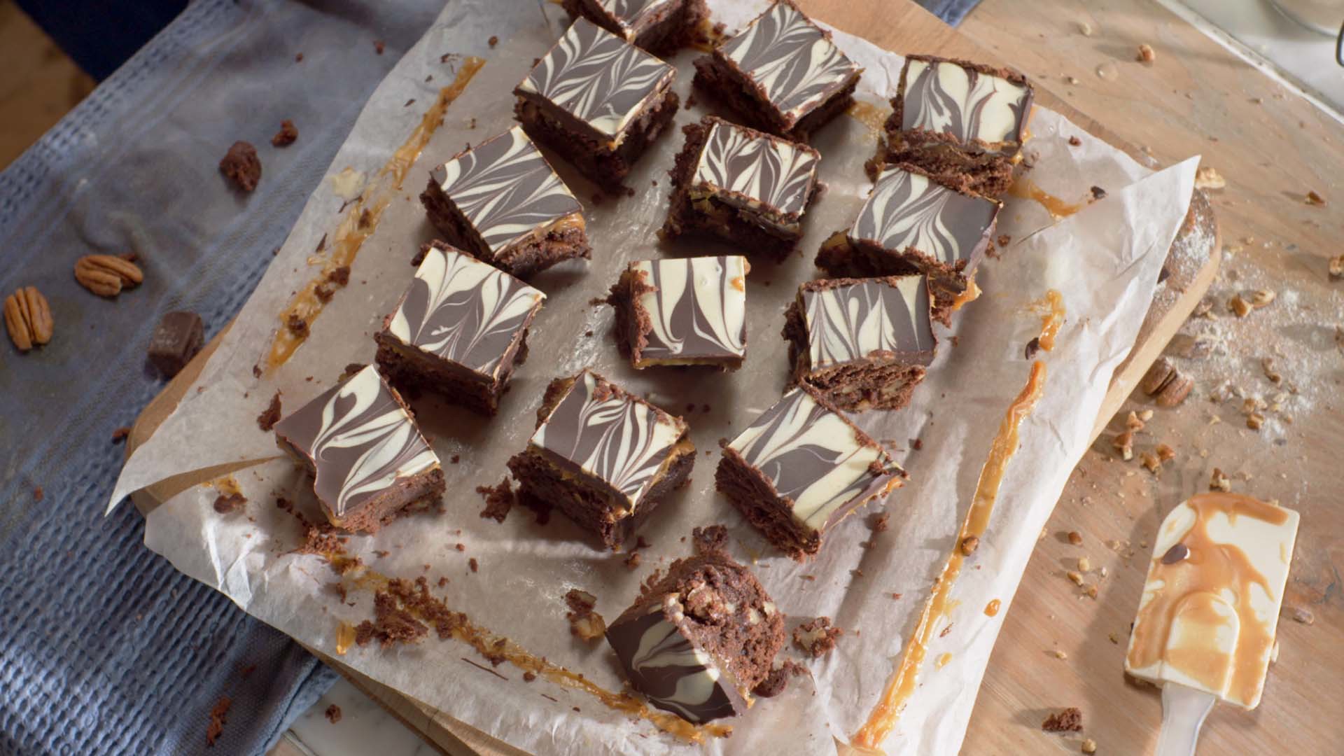 Gooey Chocolate And Caramel Slice