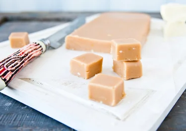 Vit fudge med citron