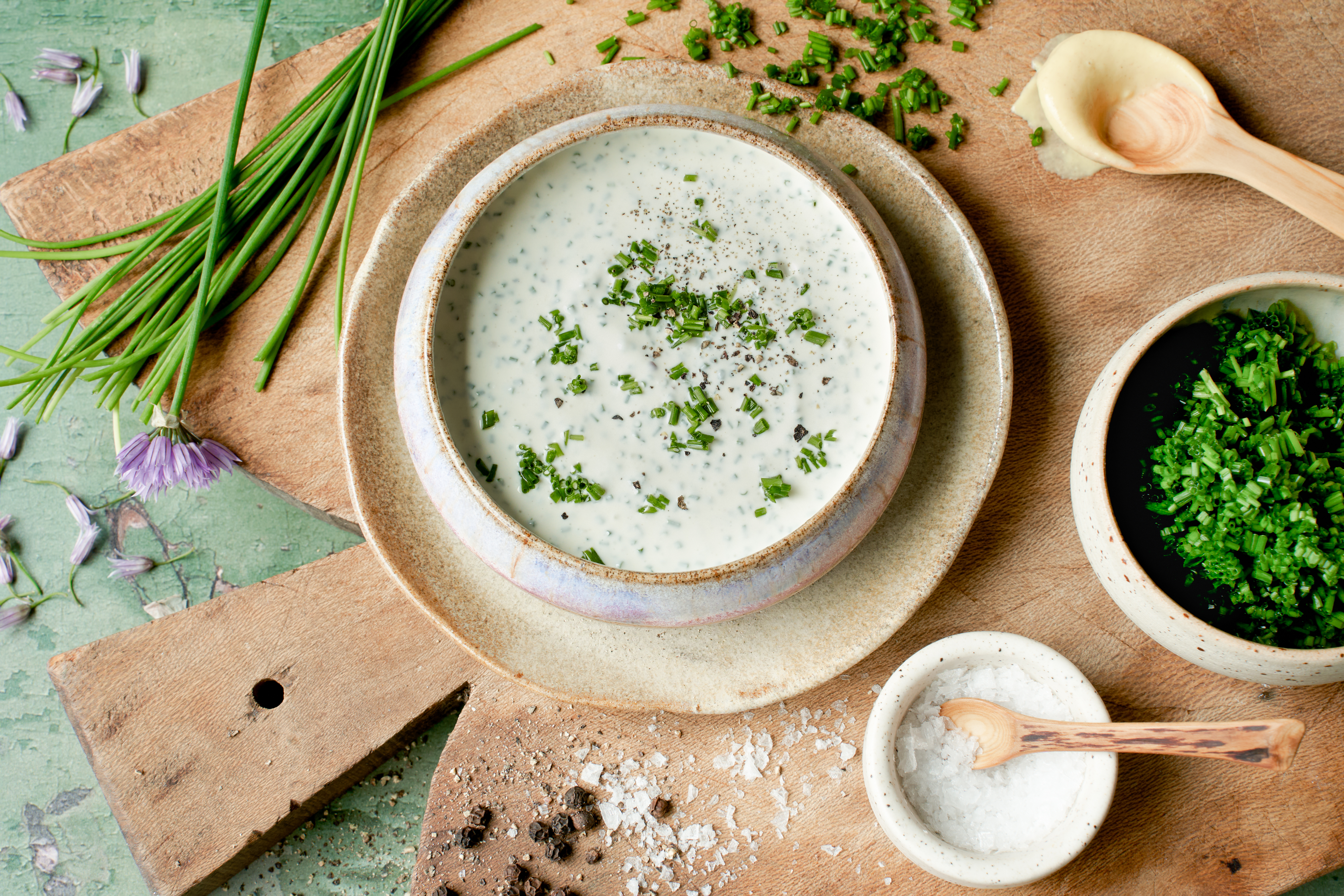 Sauerrahm-Schnittlauch-Dip