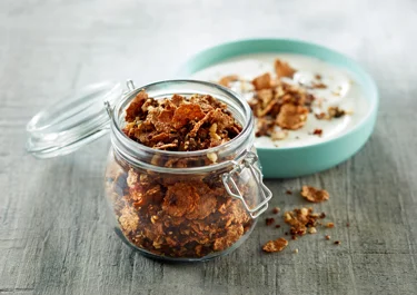 Rugbrødsmysli med kardemomme og chiafrø