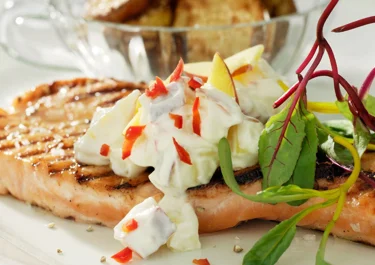 Snabbgravad honungslax med persikosås