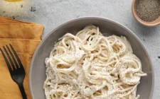 4 Ingredient Creamy Cacio e Pepe