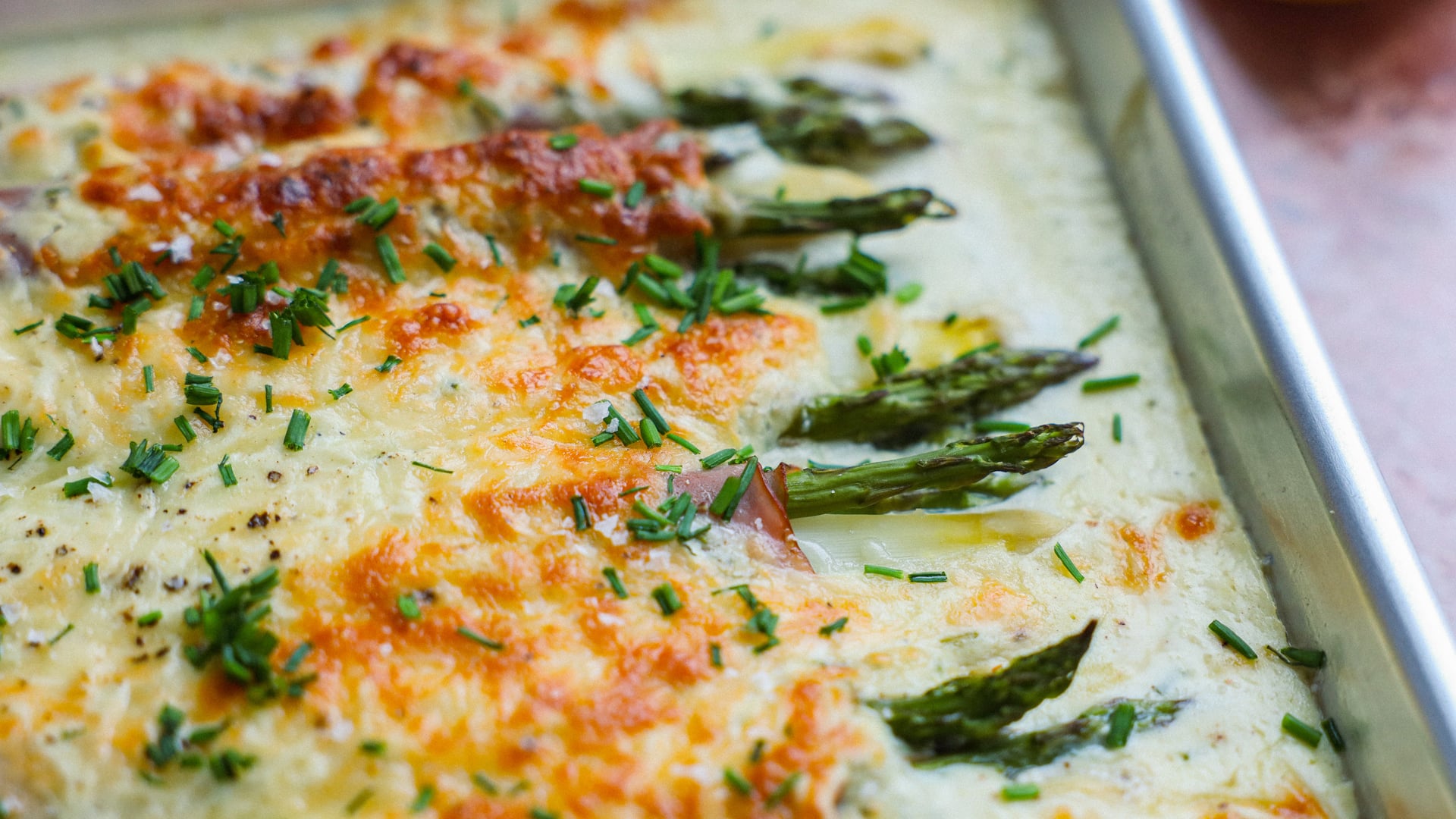 Parsa‑kinkkukiusaus (gratiini)