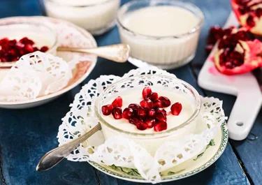 Vaniljpannacotta med granatäpple