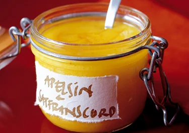 Apelsincurd med saffran