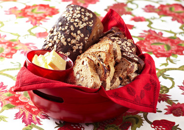 Vörtbröd med dadlar och nötter