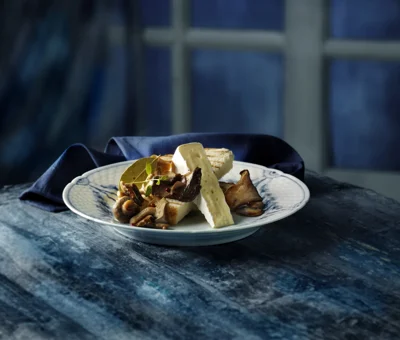Syltet sopp med rosa pepper og ost
