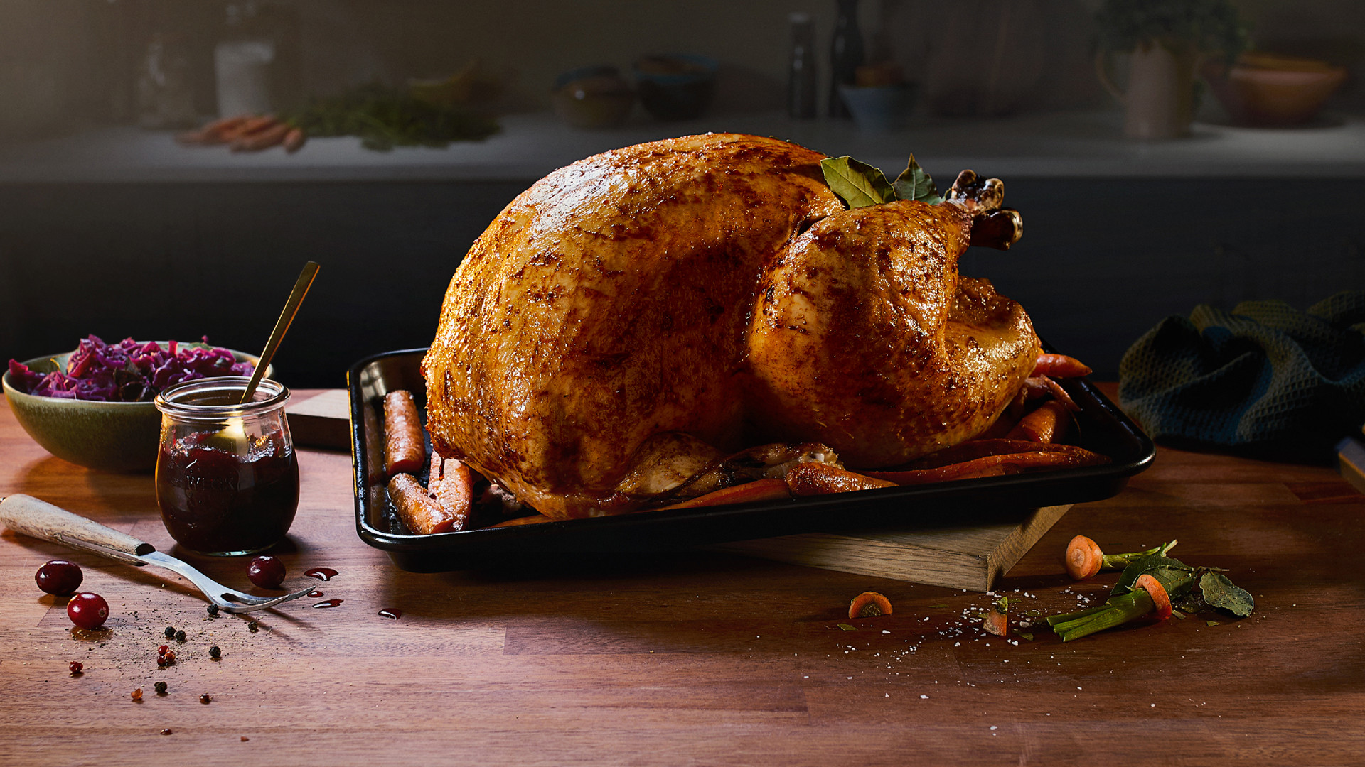 Roast turkey with orange and cranberry glaze