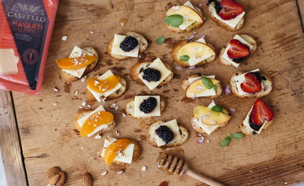 Crostini with Creamy Havarti and Summer Fruits