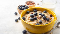 Porridge with Blueberries and Hazelnuts