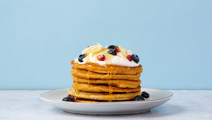 Lactose-free banana pancakes 