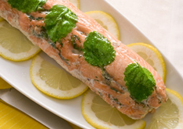 Tillinen juusto-lohirulla