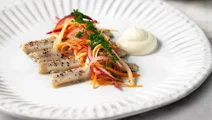 Kryddströmming med vinterrötter
