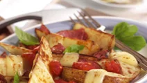 Überbackene Kartoffelecken mit Arla Finello® Gratinkäse