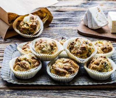 Muffins med Castello® Blå og spinat