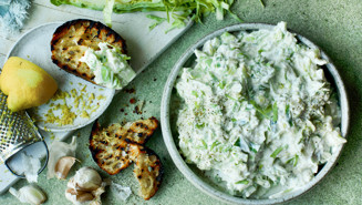 Spidskål tzatziki