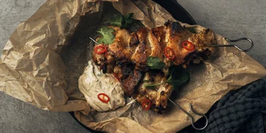 Ihastuta asiakkaasi crème fraîchella, jossa maistuu Lähi-idän lämmittävä mausteseos.