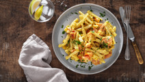 Laxpasta med äpple