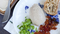 Kyllingelevermousse med portvinssky