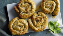 Börek med spenat och vitost