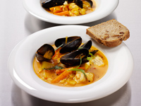 Fiskgryta med saffran och blåmusslor