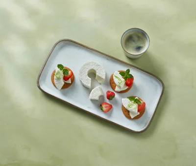 Cheesecake-bidder med flødeostring