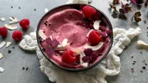 Skyr dessertbowl met 3 ingrediënten