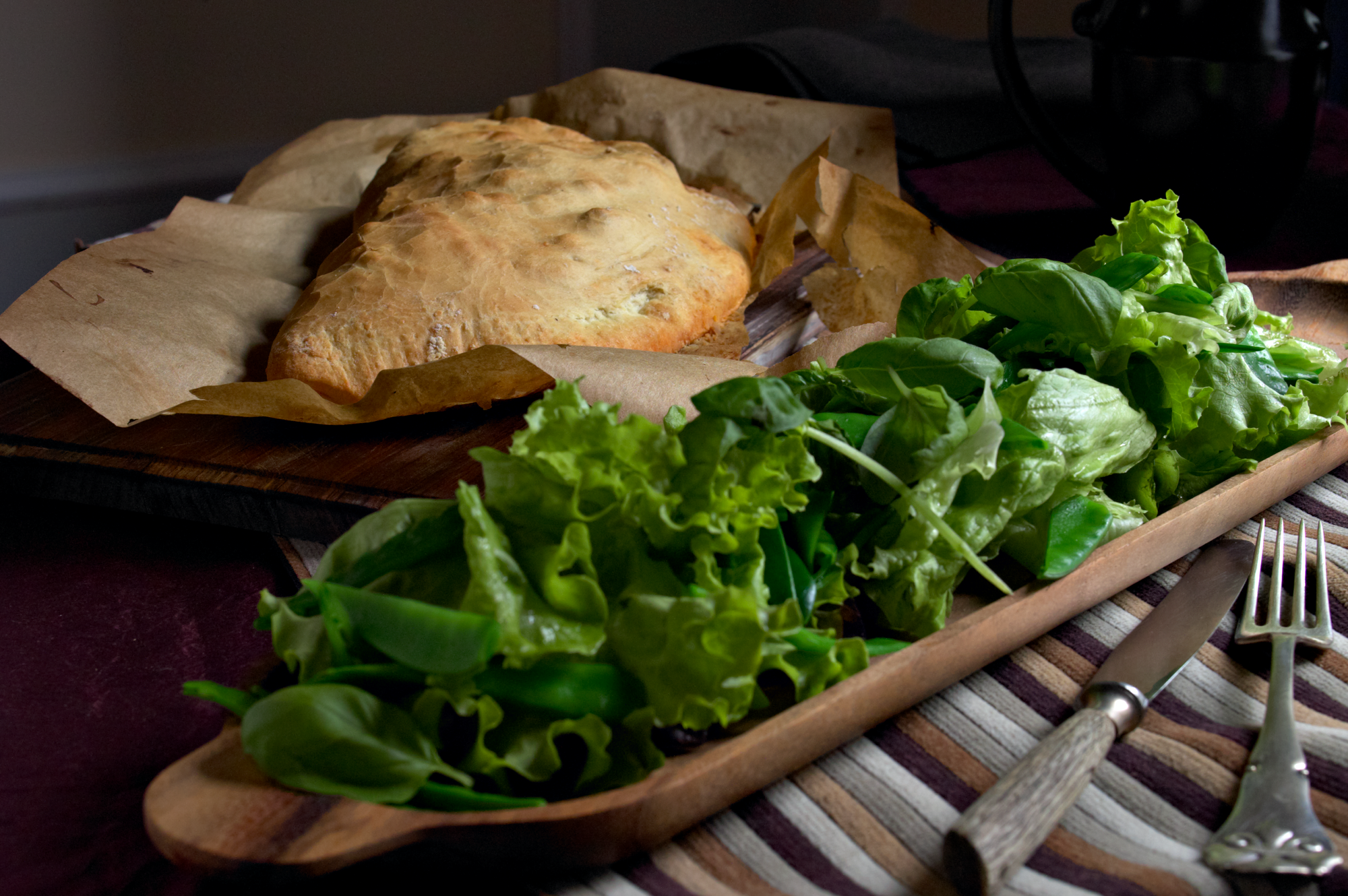 Lukket pizza med kylling og bacon