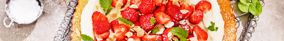 Mazarintærte med jordbær og fløde