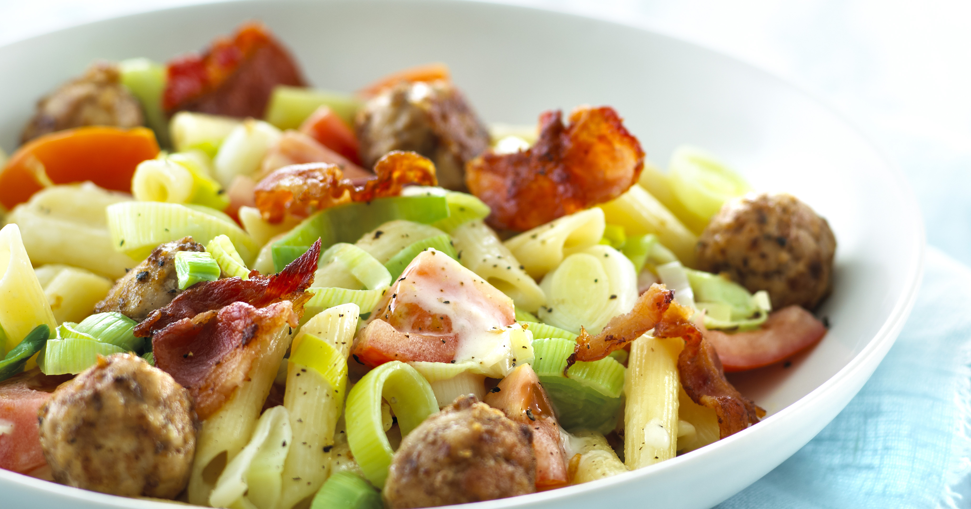 Pasta med kødboller