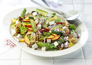 Salat med nudler og nektariner