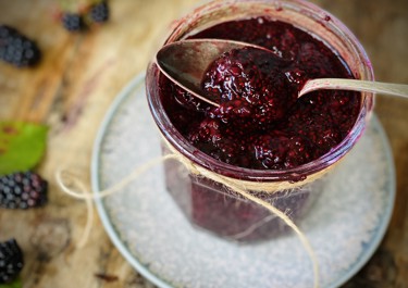 Brombærmarmelade med chiafrø
