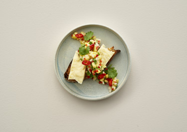 Ostemad med mangosalsa