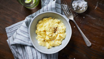 Snabbaste äggröran med cottage cheese