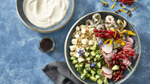 Poke bowl med marinerede rejer